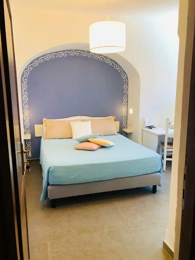 Boutique Hotel Sant'Andrea & Relais 3*, San Pantaleo